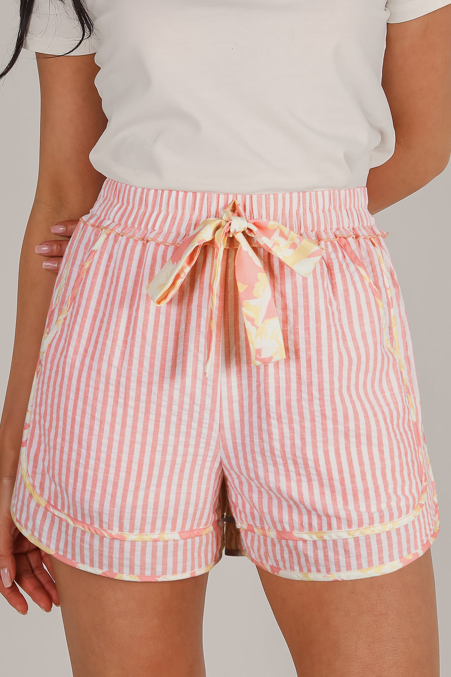 Light Pink Floral Trim Ribbon Knot Striped Casual Shorts