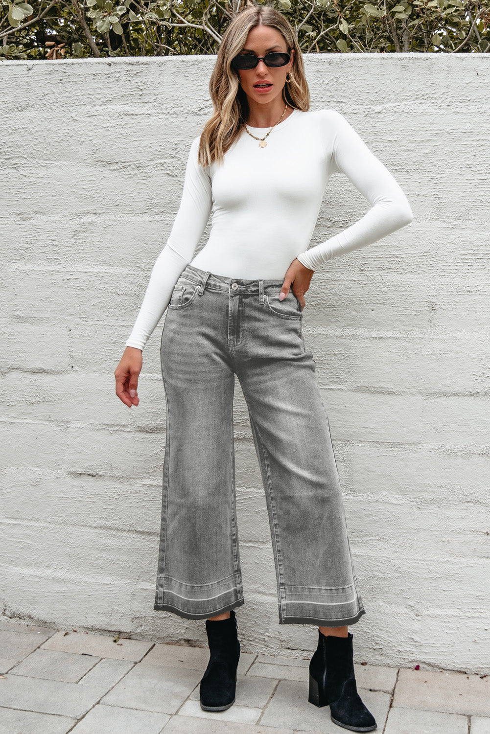 Gray Raw Hem Straight Leg Loose High Waist Jeans
