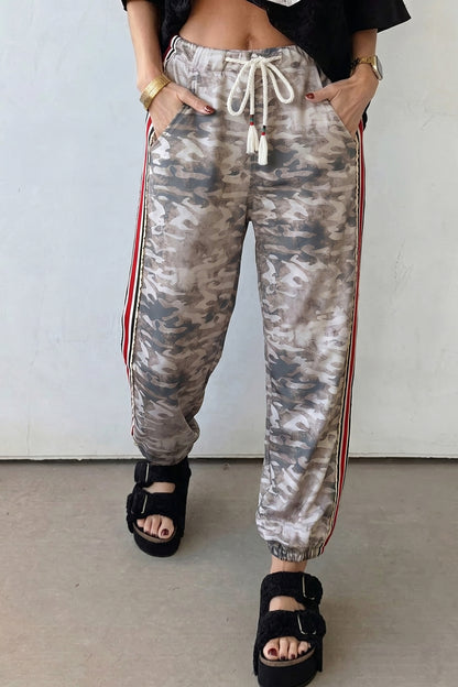 Khaki Camouflage Print Striped Side Panel Patchwork Drawstring Pants