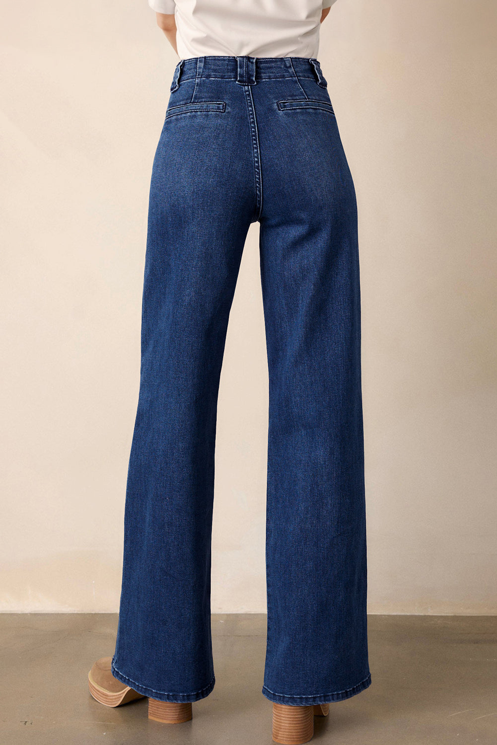Ashleigh Blue Daily Fashion Straight Leg Mid-rise Shift Jeans
